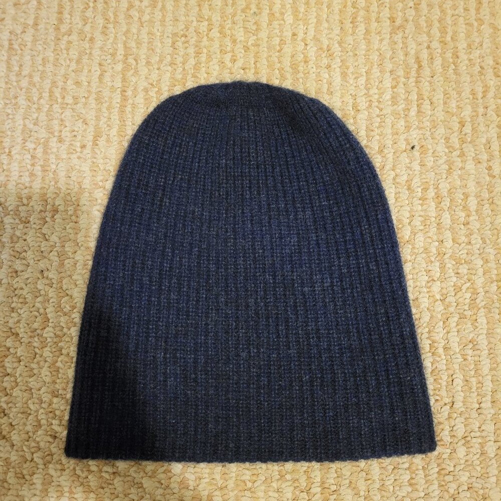 Madewell navy blue cashmere beanie